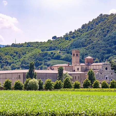 Aura Dimore Ad 4* Arqua Petrarca