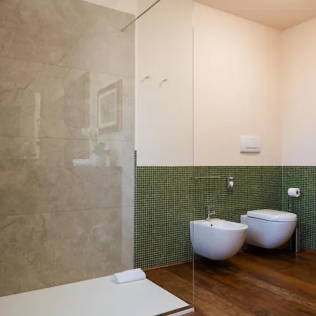 Aura Dimore Ad 4* ארקווה פטררקה