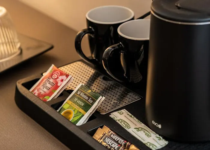 B&B Aura Dimore Ad 아르쿠아타 페트라르카