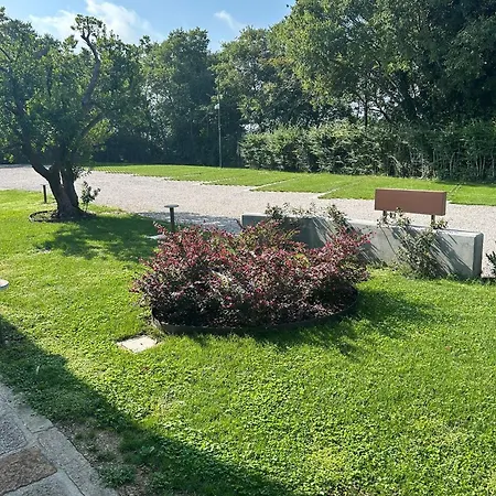 Aura Dimore Ad Bed & Breakfast 4*