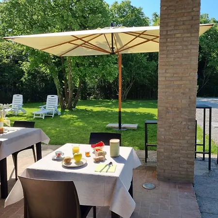 Aura Dimore Ad Arqua Petrarca